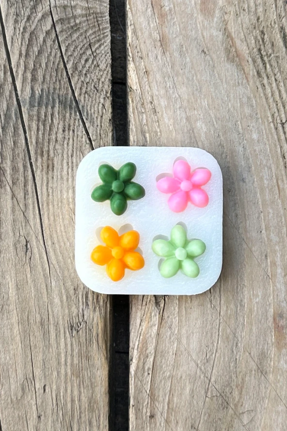 Özlem Çiçeği Dörtlü Mum Kalıbı (Silikon) (1 Adet) - Resim 3