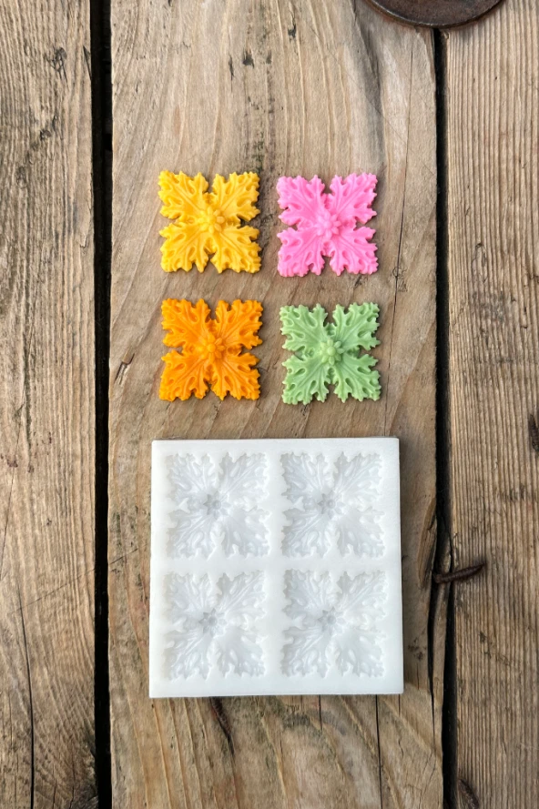 Kar Tanesi Çiçeği Dörtlü Mum Kalıbı (Silikon) (1 Adet) - Resim 2