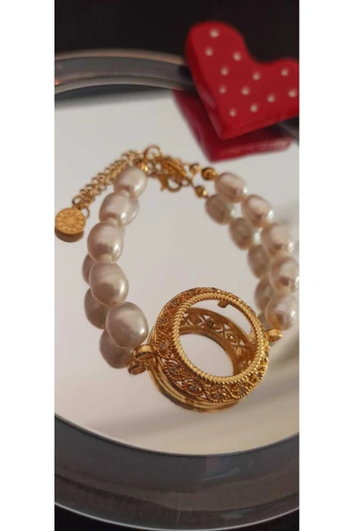 Kaplama  İnci Detaylı Çeyrek Altın Çerçevesi Kasası Çevresi  İnci Bileklik Beyaz Tek Ebat - Resim 4