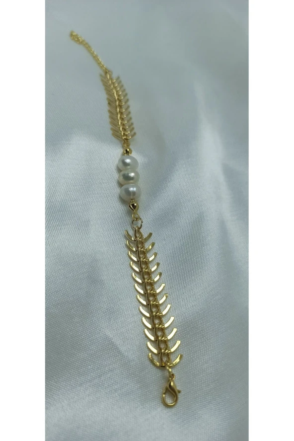 24k Altın Kaplama Gerçek İnci Lüks Kılçık Zincir Detaylı Tasarım Bileklik ürün görseli