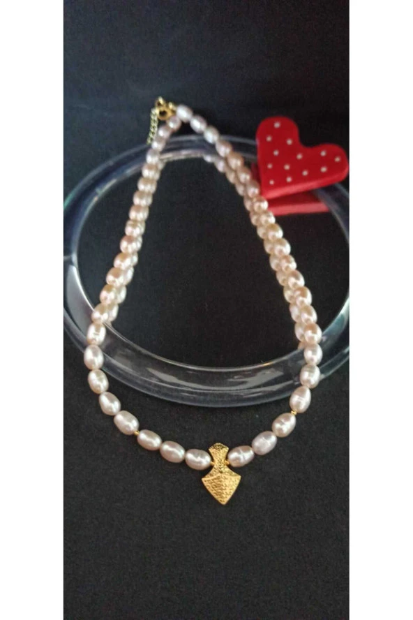 24k Altın Kaplama Gerçek Somon inci Mızrak Detaylı Dorikalı Tasarım Kolye ürün görseli