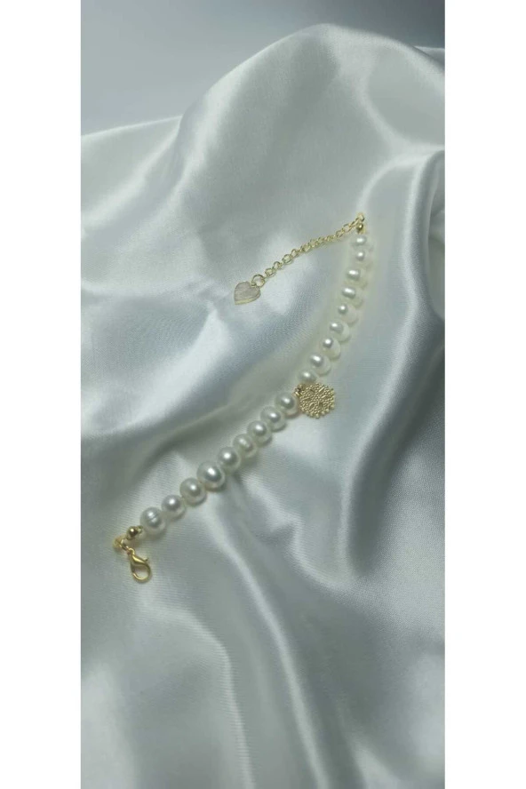 24k Altın Kaplama Gerçek İnci Kartanesi ve Sedefli Kalp Detaylı Tasarım Bileklik - Resim 3