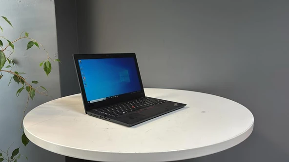 Lenovo Thınkpad X280 Notebook İ5 8250U 8Gb Lpddr4 256Gb M2 Ssd 12.5" Hd Bx Laptop 2.El - Resim 2