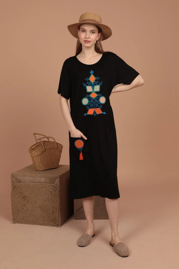 Önü Örme Nakışlı Detaylı ve Kısa Kollu Diz Altı Boylu Viskon Kumaşlı Kadın Elbise Siyah Yaz / Bahar