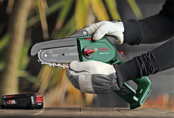 Bosch Easychain 18V-15-7 Şarjlı Zincirli Budama Makinası Solo - 06008B8901 - 5