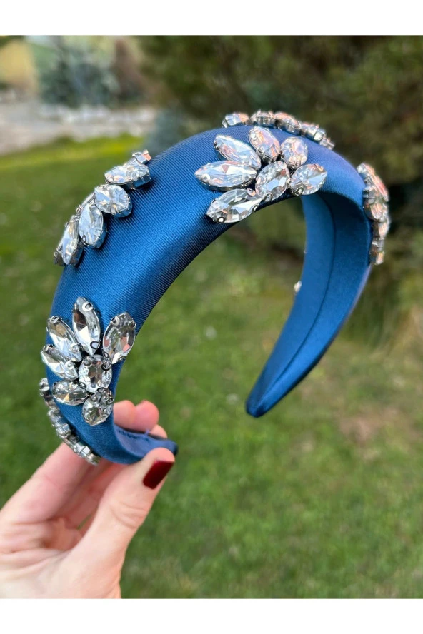 BYM074 Tasarım El İşi Kadın Taç Saten Abiye Zirkon Taş Saç Aksesuarı Çiçekli Model Mavi Saç Tacı - Resim 4