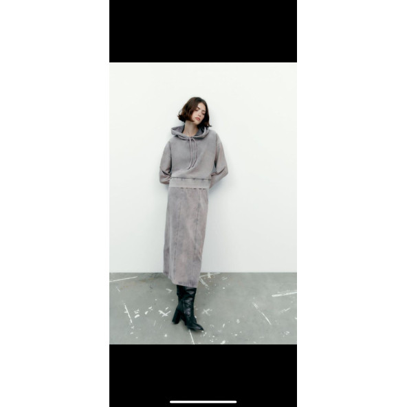 Zara Yıkamalı Arkası Yırtmaçlı Denim Etek - 4