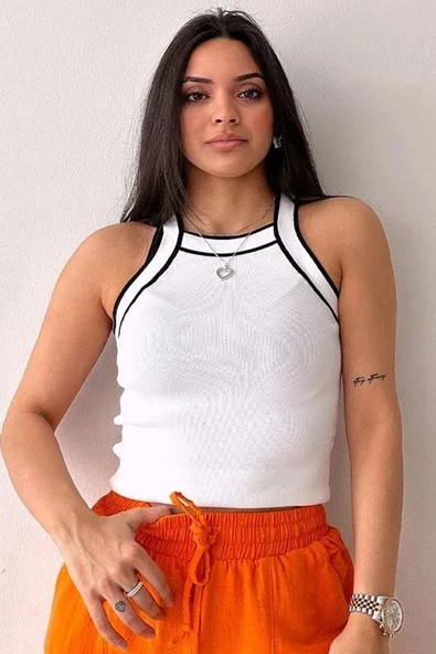 Kadın Beyaz Biyeli Halter Yaka Triko Bluz - 3