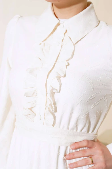 Önü Fırfırlı Yakalı Elbise Ekru - Resim 4