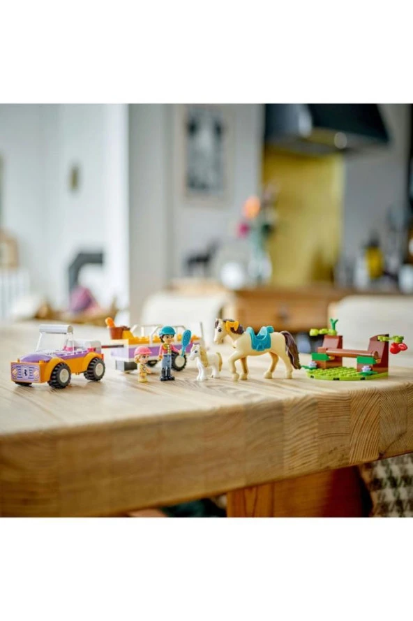 Lego Friends At Ve Midilli Römorku 42634,Liann Ve Zoya Minifigürü İçeren 105 Parça Yapım Seti - Resim 4