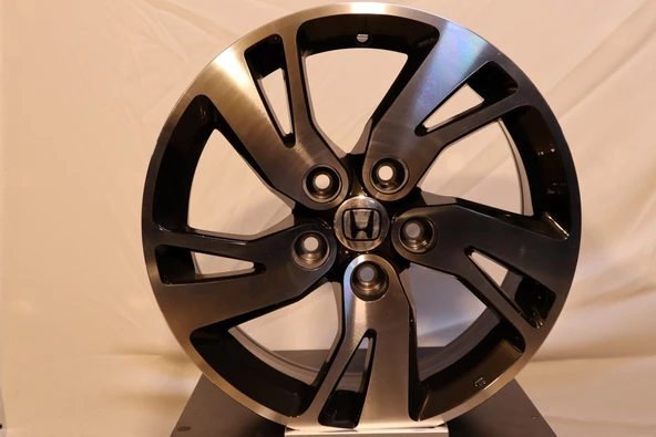 R1 Wheels 16 inç 5*114.3 ET37 Parlak Siyah Jant Takımı (J-2106)