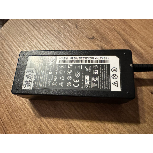 Asus FST65W  19v 3.42a Notebook Adaptör - 3