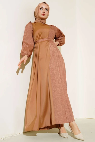 Kendinden Desenli Elbise Camel