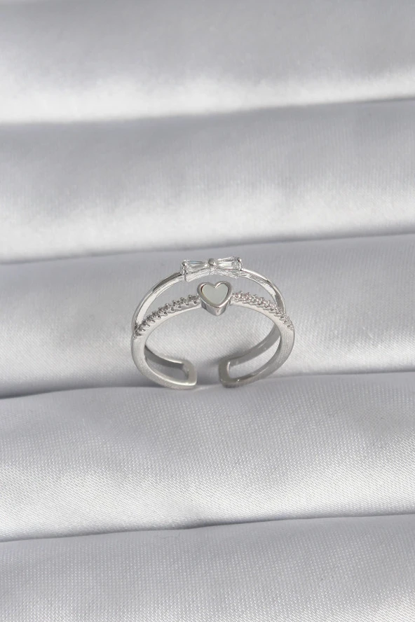 Pirinç Gümüş Renk Zirkon Taş Detay Kalp Model Kadın Yüzük - TJ-BYK3024 ürün görseli 1