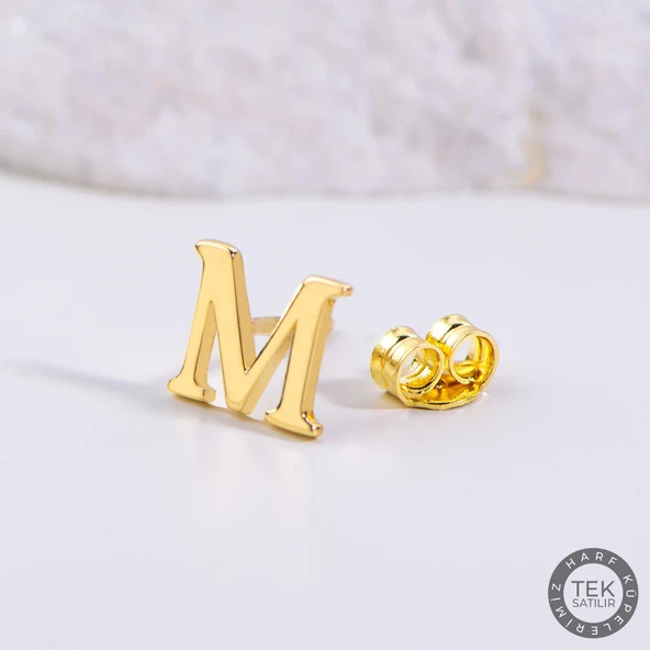 14 Ayar Altın M Harf Küpe 0,57 gr ürün görseli 1