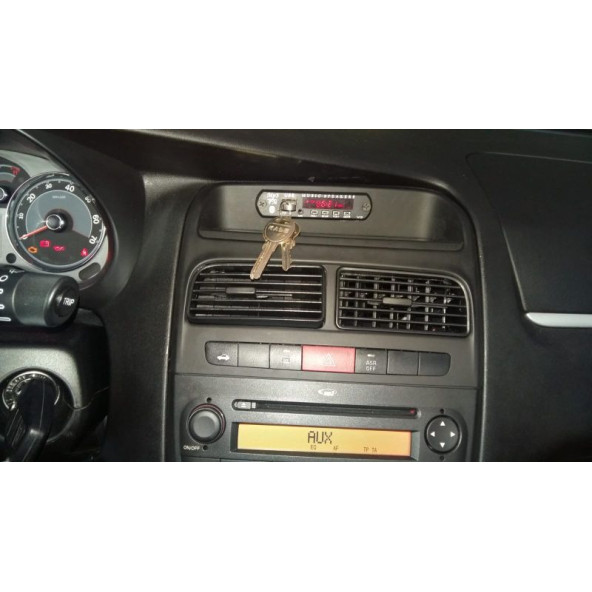 Fiat Linea Mikrofonlu Bluetoothlu Oto Teyp Usbsd Çevirici Aux Kumandalı 12Volt Telefonla Görüş - Resim 2