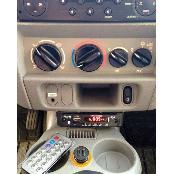 Araç Oto Teyp Mikrofonlu Bluetoothlu Mp3 Çevirici Class Usb 402 - Usb 402 Aux / Usb Dönüştürücü Bluetooth Usb - Resim 2