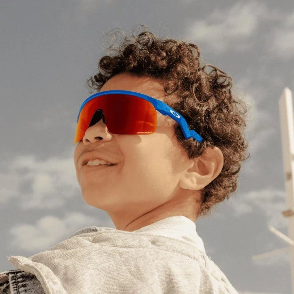 Oakley Resistor Çocuk Güneş Gözlüğü J901005 Sky Blue Prizm Ruby - 2
