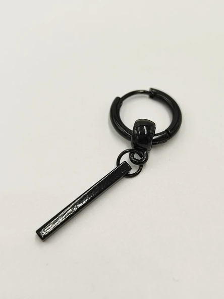 Siyah Renk Çubuk Model Küpe