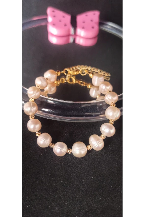 İnci Mode 24k Altın Kaplama Gerçek İnci Somon Kesme Dorika Detaylı Tasarım  Zarif Bileklik ürün görseli