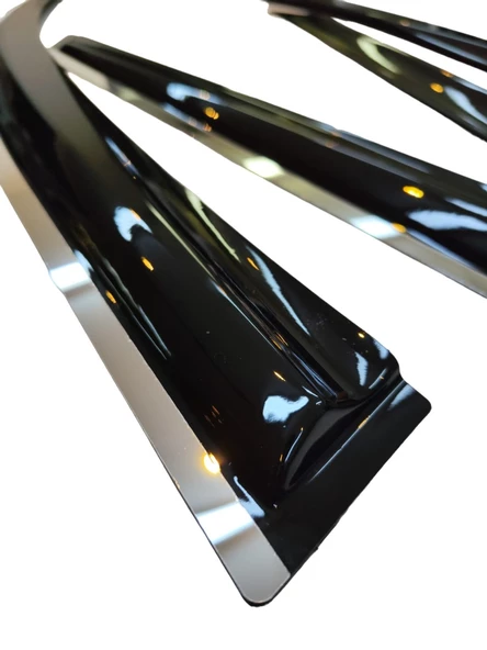 Efsane Kasa Toyota Corolla Kromlu Cam Rüzgarlığı 1992-1998 Arası ürün görseli