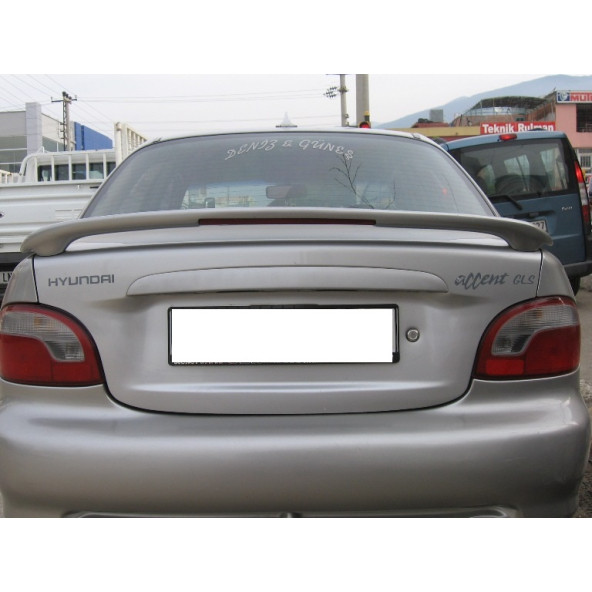 hyundai accent yumurta kasa ışıklı spoyler