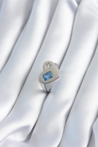 Pirinç Gümüş Renk Kalp Model Yıldız Zirkon Taş Detay Kadın Yüzük - TJ-BYK2894 ürün görseli