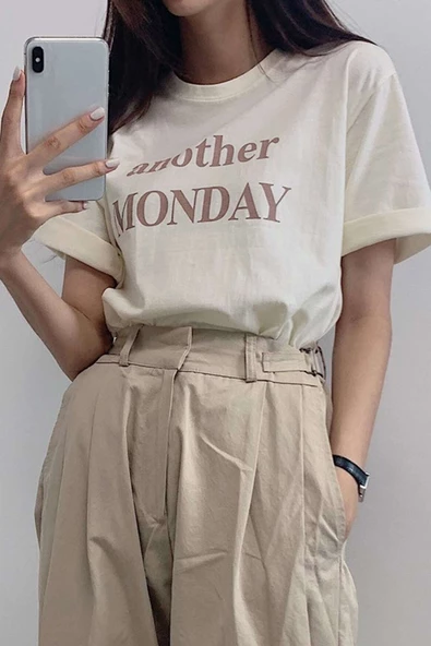 Unisex Another Monday Baskılı Oversize Tshirt