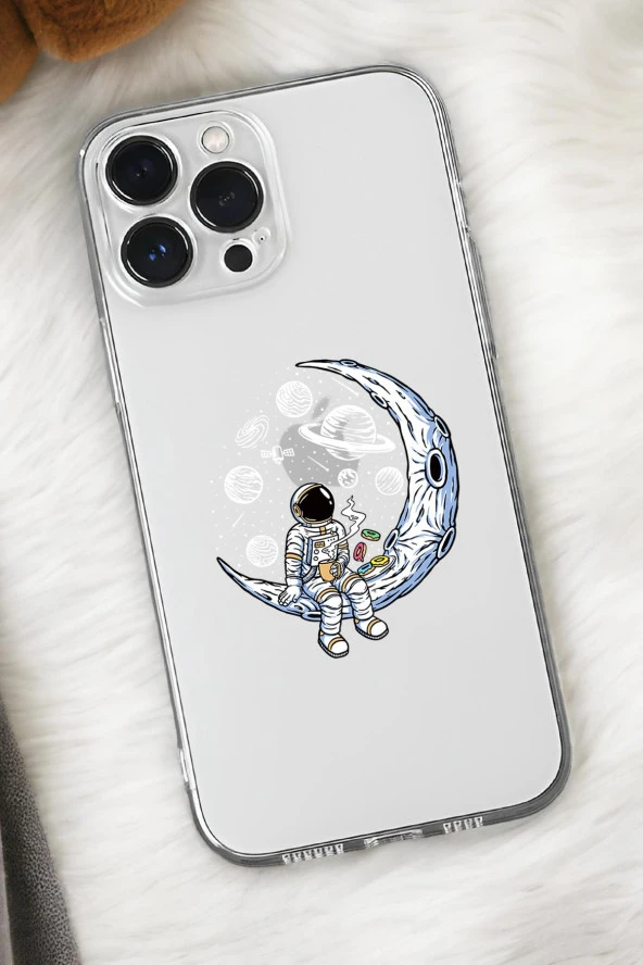 iPhone 15 Pro Max Uyumlu Keyifli Astronot Desenli Premium Silikonlu Şeffaf Telefon Kılıfı ürün görseli