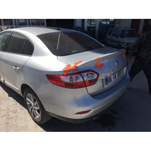 renault fluence bagaj üstü spoyler ürün görseli 1