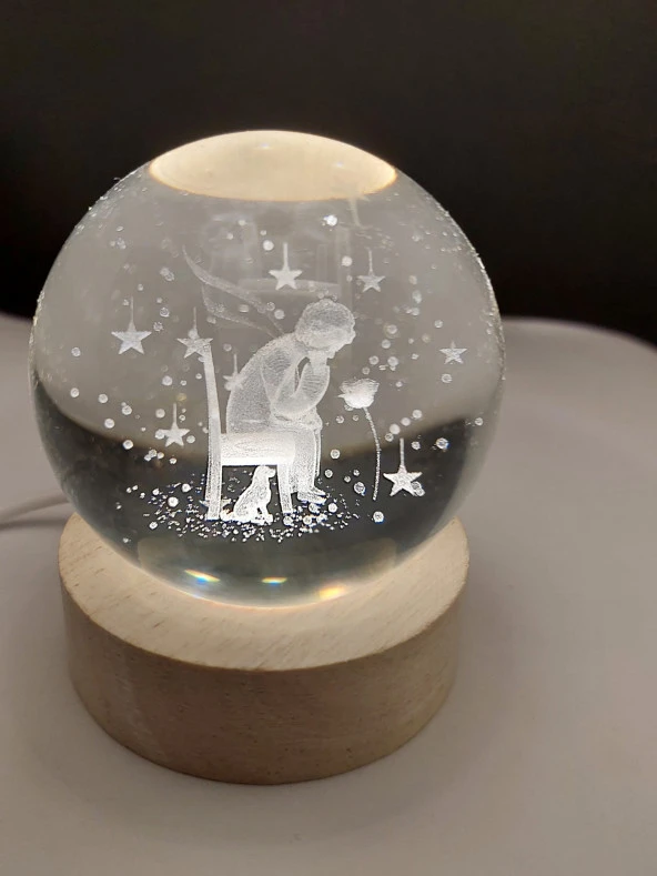 Işıklı Ahşap Kaideli Küçük Prens Cam Küre 6cm - 2