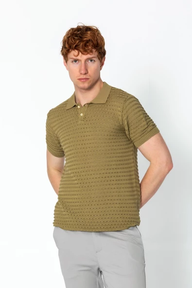 Erkek Fit Extra Rahat Düğmeli Polo Yaka Delikli T-Shirt