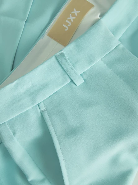 JJXX Normal Bel Klasik Kesim Tarz Kadın Şort 12213192 - Resim 7