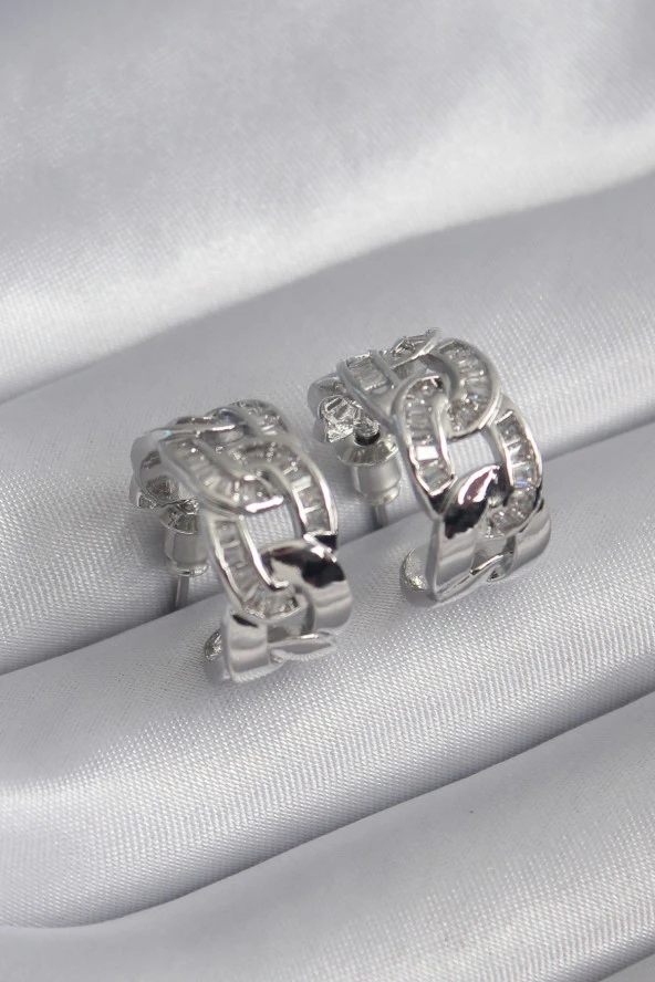 Pirinç Gümüş Renk Zirkon Taşlı Zincir Model Kadın Küpe ürün görseli