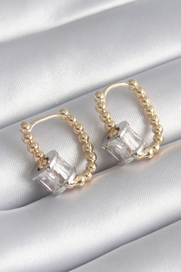 Pirinç Gold Renk Top Model Gümüş Renk Zirkon Taşlı Kadın Küpe ürün görseli