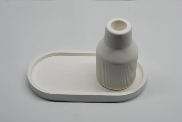 İskandinav Tarzı Çizgi Desenli Pampas Beyaz Vazo & Oval Tabak - 2