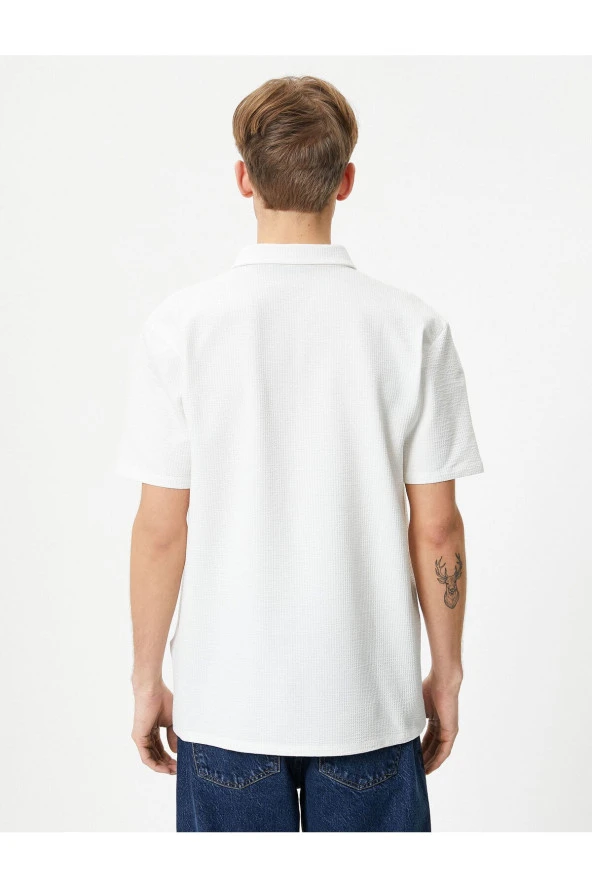 Polo Yaka Tişört Jakarlı Dokulu Düğmeli Kısa Kollu - Resim 4