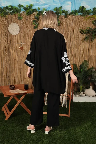 Nakış Detaylı ve Uzun Kollu Şal Yakalı Viskon Kumaşlı Kadın Takım (2 Parça) Siyah Yaz / Bahar - Resim 3