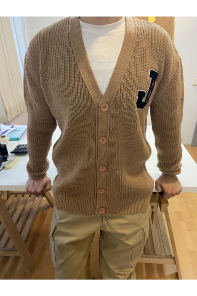 Erkek Regular Kesim V Yaka Düğmeli Nakışlı Hırka - 3