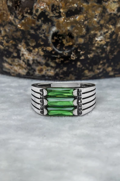 3 Sıra Baget Taşlı Yeşil Taşlı 925 Gümüş Erkek Yüzük - Resim 8