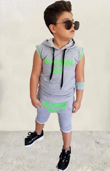 Erkek Çocuk Fashıon Boy Yazı Baskılı Kapişonlu Kolsuz Sweatshirt Gri Şortlu Takım ürün görseli