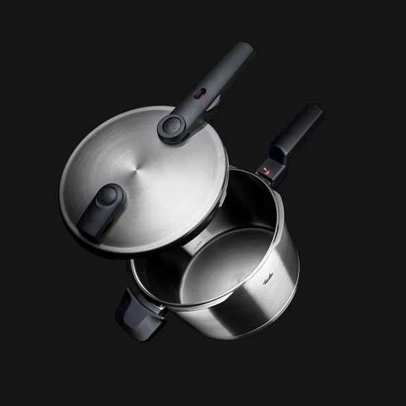 Fissler Vitaquick® Premium 8+4 Litre Düdüklü Tencere Seti - 2