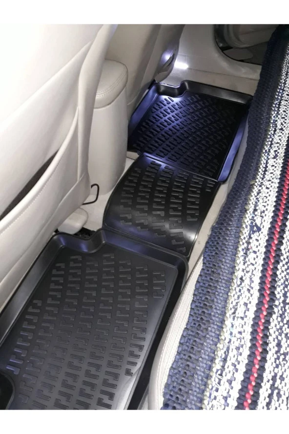 Rizline  Volkswagen Caddy 2015 Araca Özel Üretim 3D Havuzlu Paspas - Resim 4