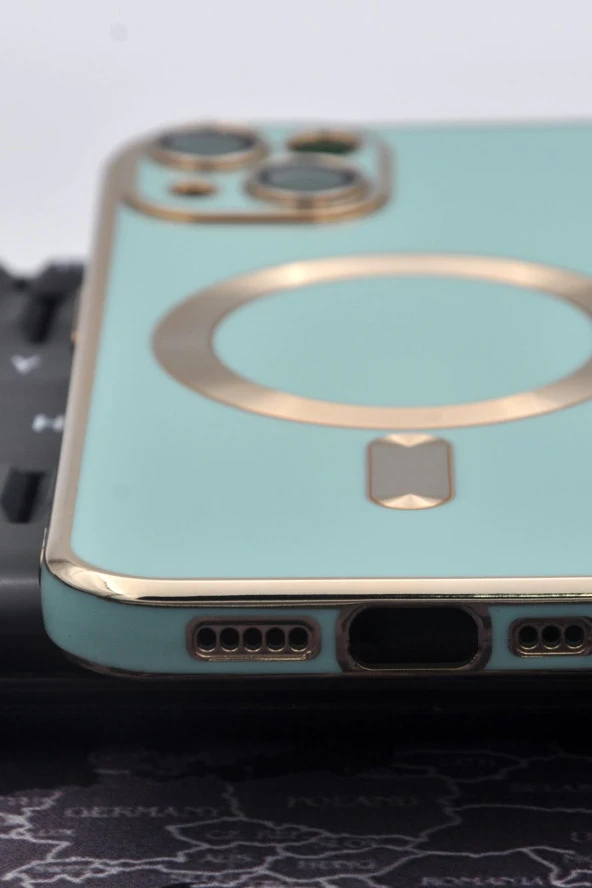 iPhone 13 Uyumlu MagSafe Özellikli Lens Korumalı Renkli Kılıf Mint Yeşili - Resim 4