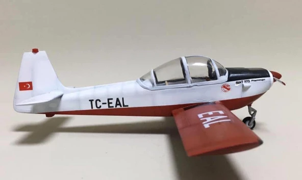 Mbb Siat 223 Flamingo Pm Model Eğitim Uçağı Demonte Plastik Maketi - 2