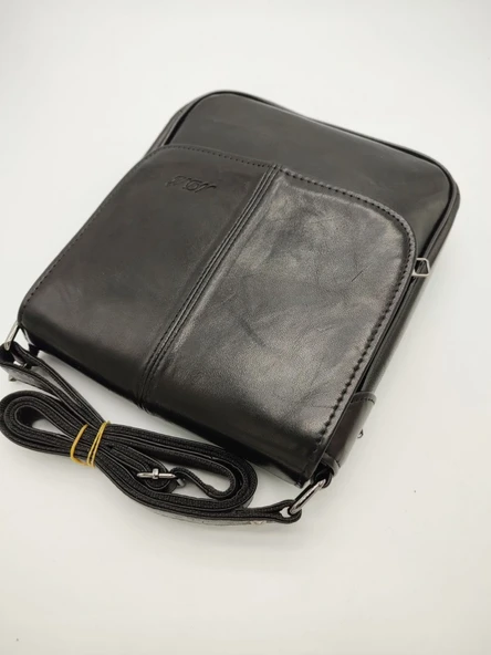 Orta Boy Kapaklı Çift Fermuarlı Erkek Deri El Çantası