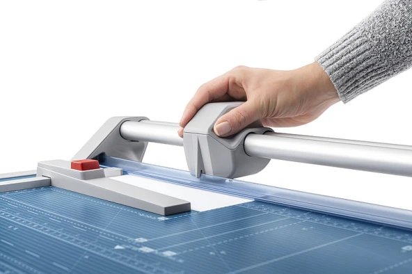 DAHLE 550 SÜRGÜLÜ GİYOTİN - A4(36CM) - 20SYF. - 9
