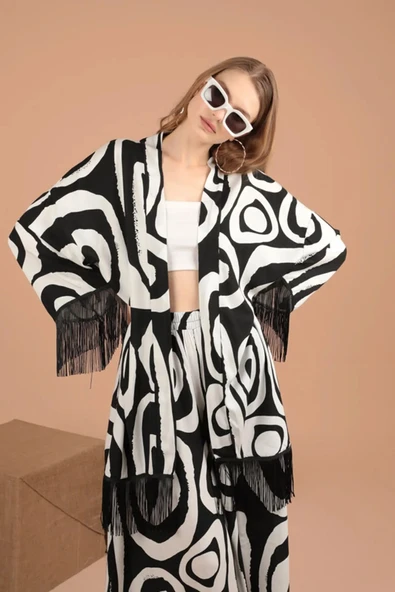 Geometrik Desen Detaylı Uzun Kollu ve Şal Yakalı Viskon Kumaşlı Kadın Takım 2 Parça Siyah Yaz/Bahar