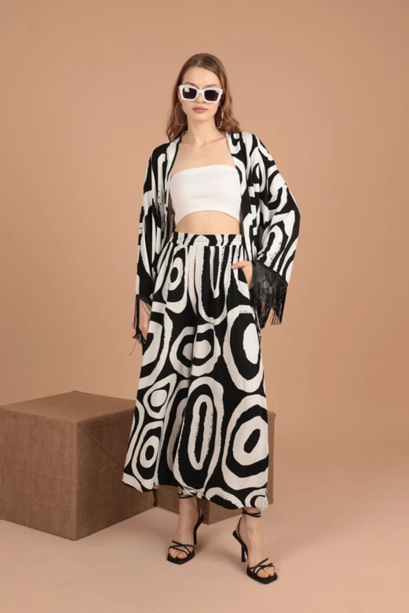 Geometrik Desen Detaylı Uzun Kollu ve Şal Yakalı Viskon Kumaşlı Kadın Takım 2 Parça Siyah Yaz/Bahar