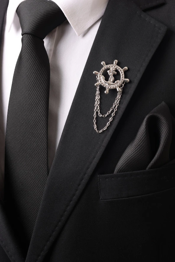 Esgue Gümüş Renk Dümen Zincirli Yaka Broş